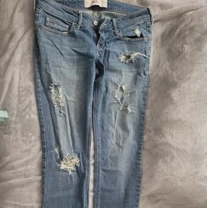 Hollister jeans size 3